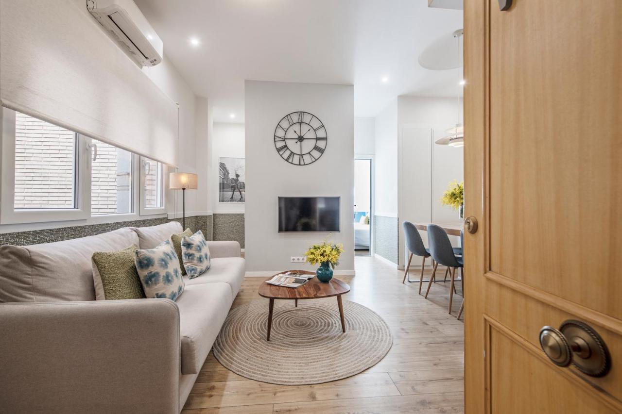 Acogedor Y Centrico Apartamento En Gran Via Madrid Extérieur photo